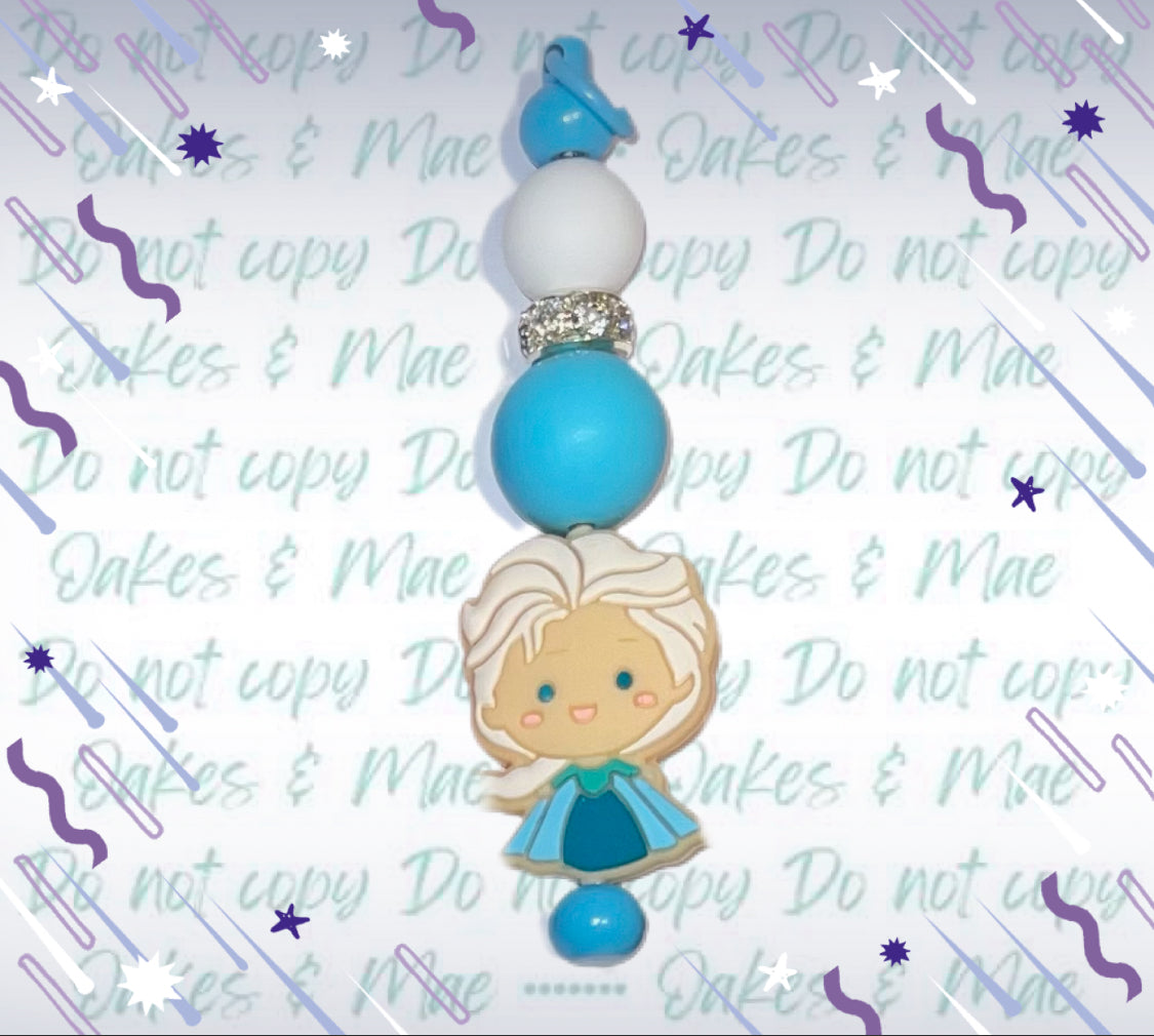 Elsa Zipper Pull